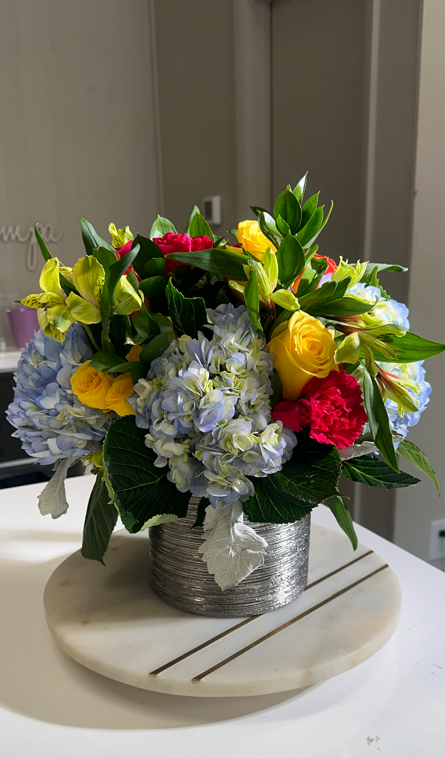 Shower Table Arrangement W vase