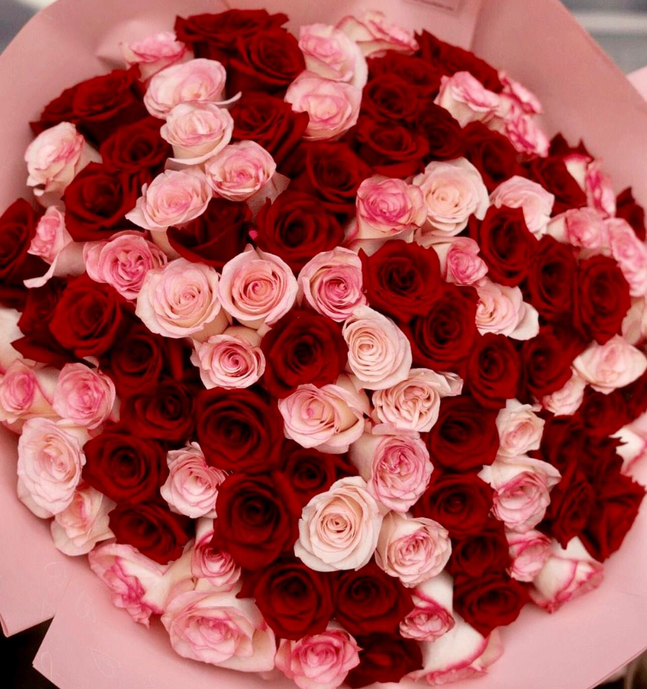 30 Red Pink Bouquet